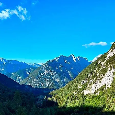 Ticarjev Dom At Vrsic Pass